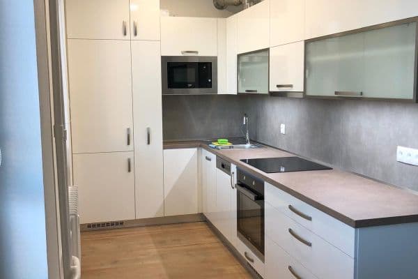 Pronájem bytu 2+kk 56 m², Vítězslava Nezvala, Trutnov Pronájem bytu 2+kk 56 m², Vítězslava Nezvala, Trutnov