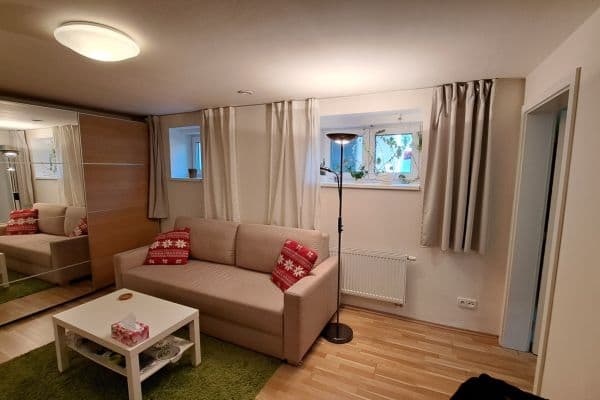 Pronájem bytu 2+kk 45 m², Na Lužci, Praha Pronájem bytu 2+kk 45 m², Na Lužci, Praha