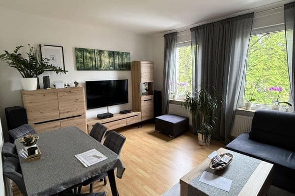 Pronájem bytu 3+1 65 m², Hindelangerstraße, Stuttgart-Untertürheim Pronájem bytu 3+1 65 m², Hindelangerstraße, Stuttgart-Untertürheim