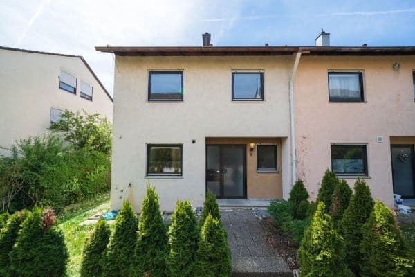 Prodej domu 148 m², pozemek 221 m², Steinheim an der Murr Prodej domu 148 m², pozemek 221 m², Steinheim an der Murr