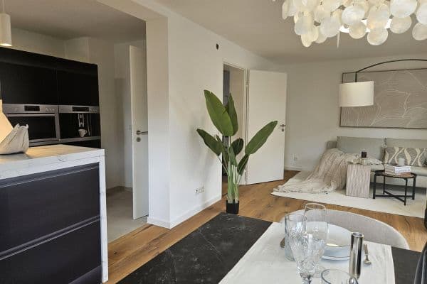 Prodej bytu 3+1 80 m², Mörikestr.28, Lauffen am Neckar Prodej bytu 3+1 80 m², Mörikestr.28, Lauffen am Neckar