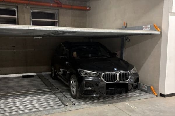 Pronájem garáže 13 m², Křepelčí, Brno, Jihomoravský kraj Pronájem garáže 13 m², Křepelčí, Brno, Jihomoravský kraj