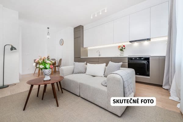 Prodej bytu 4+kk 83 m², Čeljabinská, Praha Prodej bytu 4+kk 83 m², Čeljabinská, Praha