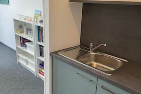 Pronájem kanceláře 17 m², Ostrovského, Praha Pronájem kanceláře 17 m², Ostrovského, Praha