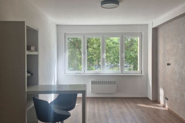 Prodej bytu 2+kk 43 m², Kolbenova, Praha Prodej bytu 2+kk 43 m², Kolbenova, Praha