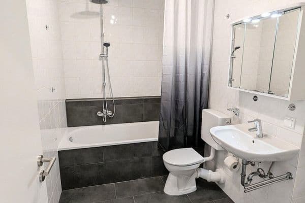 Pronájem bytu 2+kk 67 m², Woogstr. 36, Neuhofen Pronájem bytu 2+kk 67 m², Woogstr. 36, Neuhofen