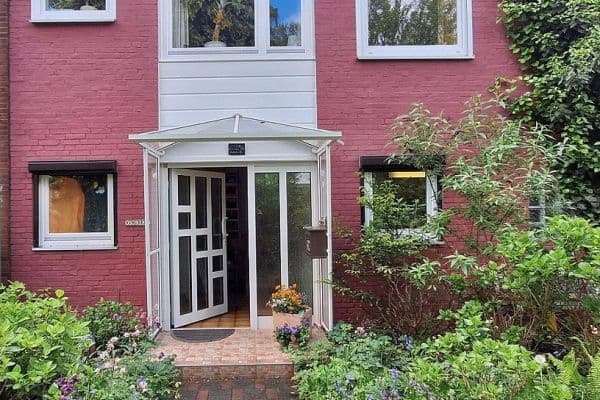Prodej domu 140 m², pozemek 220 m², Sintenisweg 24, Hannover-Badenstedt Prodej domu 140 m², pozemek 220 m², Sintenisweg 24, Hannover-Badenstedt