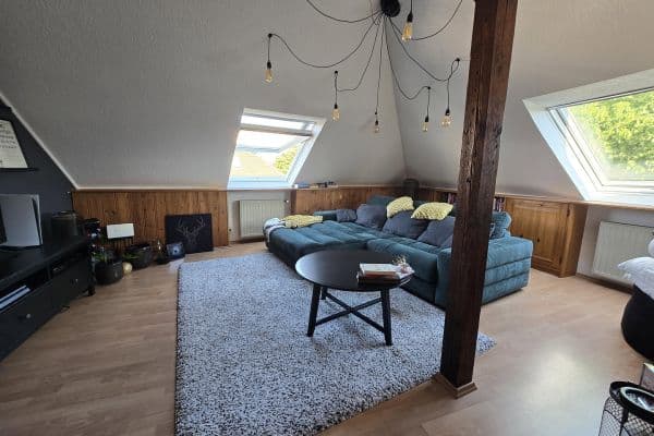 Pronájem bytu 3+1 80 m², Eislebener Str. 11, Bochum Pronájem bytu 3+1 80 m², Eislebener Str. 11, Bochum