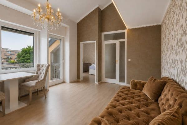 Prodej bytu 3+1 79 m², Alt-Lankwitz 36, Berlin, Berlín Prodej bytu 3+1 79 m², Alt-Lankwitz 36, Berlin, Berlín