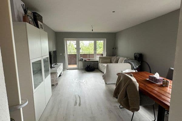 Pronájem bytu 3+1 83 m², Laudenbach Pronájem bytu 3+1 83 m², Laudenbach
