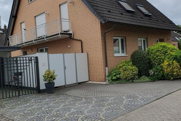 Prodej domu 220 m², pozemek 484 m², Ratingen Prodej domu 220 m², pozemek 484 m², Ratingen