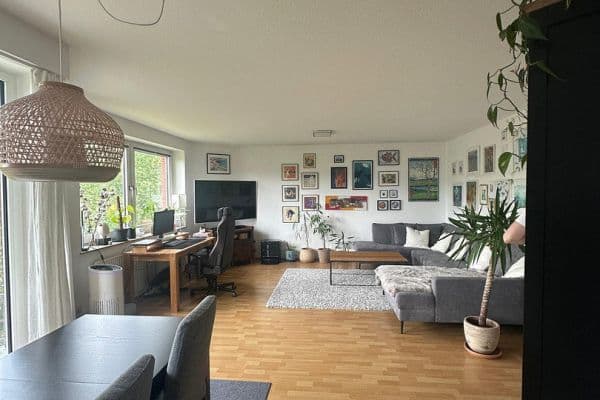 Pronájem bytu 2+1 66 m², Riensberger Str. 62, Bremen, Bremen Pronájem bytu 2+1 66 m², Riensberger Str. 62, Bremen, Bremen