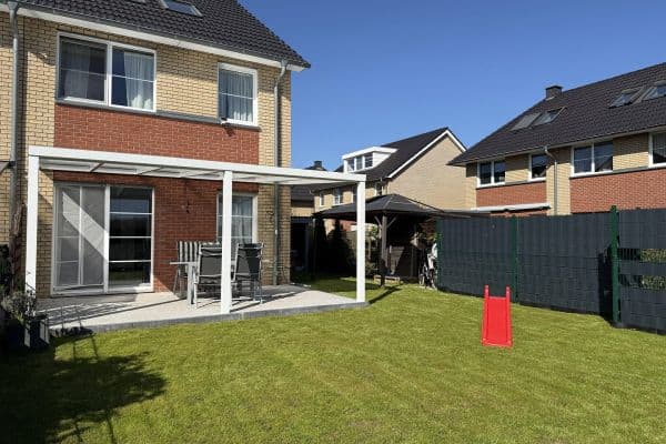 Prodej domu 118 m², pozemek 229 m², Blankenfelde-mahlow Prodej domu 118 m², pozemek 229 m², Blankenfelde-mahlow