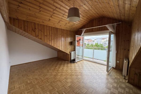 Pronájem bytu 3+1 72 m², Ginsheim-Gustavsburg Pronájem bytu 3+1 72 m², Ginsheim-Gustavsburg