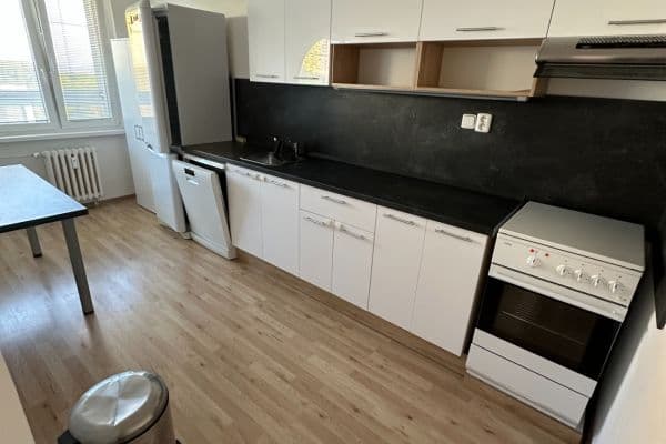 Pronájem bytu 3+1 75 m², Josefa Ševčíka, Most, Ústecký kraj Pronájem bytu 3+1 75 m², Josefa Ševčíka, Most, Ústecký kraj
