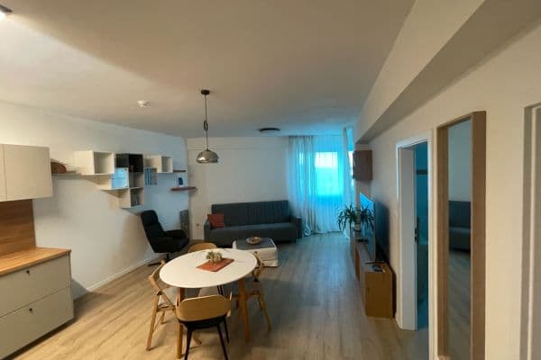 Pronájem bytu 2+1 47 m², Rybničná, Vajnory Pronájem bytu 2+1 47 m², Rybničná, Vajnory