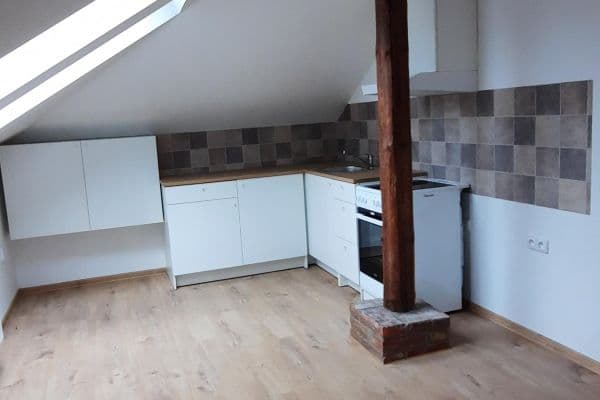 Pronájem bytu 2+kk 58 m², Chelčického, Úpice Pronájem bytu 2+kk 58 m², Chelčického, Úpice