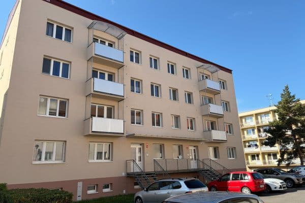Prodej bytu 3+1 72 m², Rooseveltova, Znojmo, Jihomoravský kraj Prodej bytu 3+1 72 m², Rooseveltova, Znojmo, Jihomoravský kraj