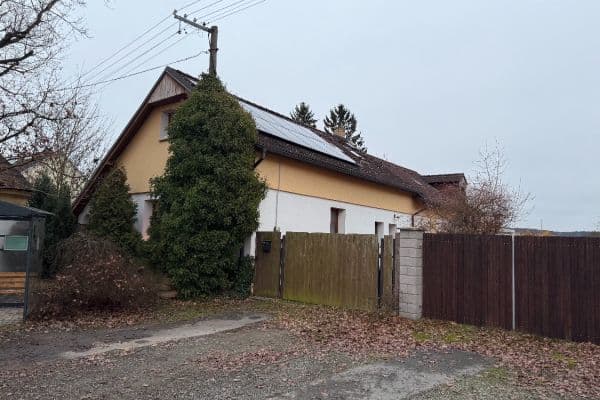 Pronájem bytu 2+1 70 m², Střelice Pronájem bytu 2+1 70 m², Střelice