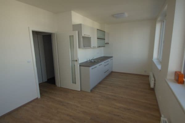Pronájem bytu 1+kk 25 m², Markůvky, Brno Pronájem bytu 1+kk 25 m², Markůvky, Brno