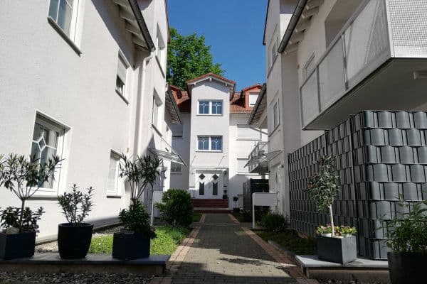Pronájem bytu 3+1 89 m², Rödermark Pronájem bytu 3+1 89 m², Rödermark