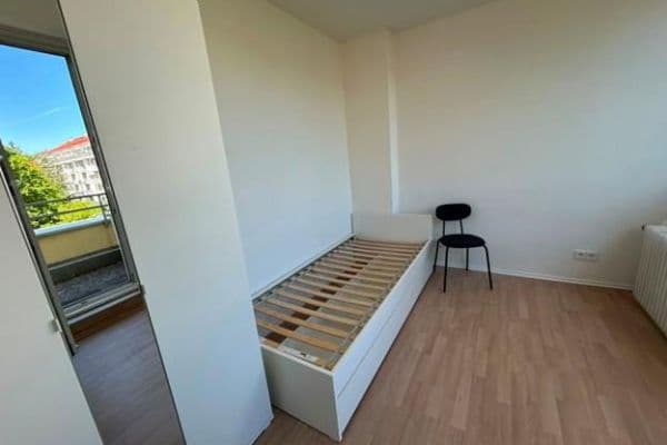 Pronájem bytu 1+1 22 m², Klagenfurter Str 3, München, Bavorsko Pronájem bytu 1+1 22 m², Klagenfurter Str 3, München, Bavorsko