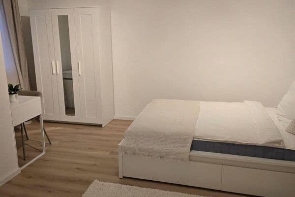 Pronájem bytu 1+1 35 m², Sonnenstraße 7, Fürth Pronájem bytu 1+1 35 m², Sonnenstraße 7, Fürth