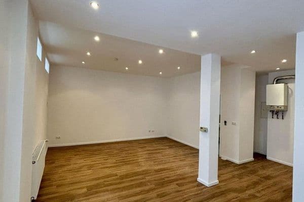 Pronájem bytu 1+1 45 m², Frankfurt am Main Pronájem bytu 1+1 45 m², Frankfurt am Main
