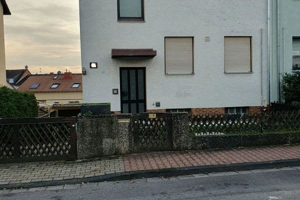 Prodej domu 125 m², pozemek 297 m², Bruchköbel Prodej domu 125 m², pozemek 297 m², Bruchköbel