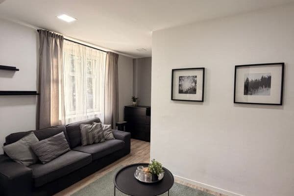 Prodej bytu 2+kk 50 m², Vorlova, Beroun Prodej bytu 2+kk 50 m², Vorlova, Beroun