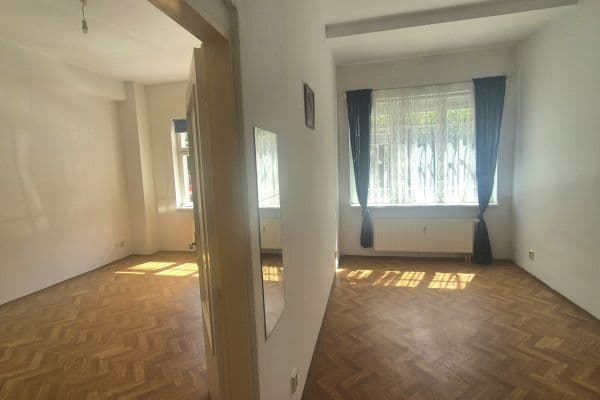 Pronájem bytu 2+kk 47 m², Sokolovská, Praha Pronájem bytu 2+kk 47 m², Sokolovská, Praha