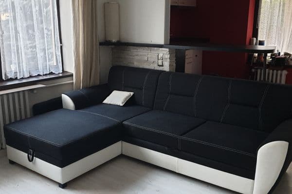 Pronájem bytu 1+kk 30 m², Václavická, Praha Pronájem bytu 1+kk 30 m², Václavická, Praha