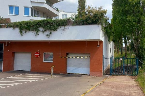 Prodej garáže 19 m², Štěpařská, Praha Prodej garáže 19 m², Štěpařská, Praha
