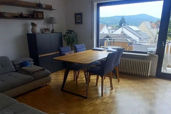 Pronájem bytu 3+1 67 m², Kiefernweg 1, Seeheim-Jugenheim Pronájem bytu 3+1 67 m², Kiefernweg 1, Seeheim-Jugenheim