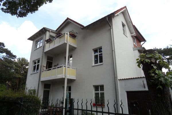 Pronájem bytu 4+1 85 m², Eichwalde Pronájem bytu 4+1 85 m², Eichwalde