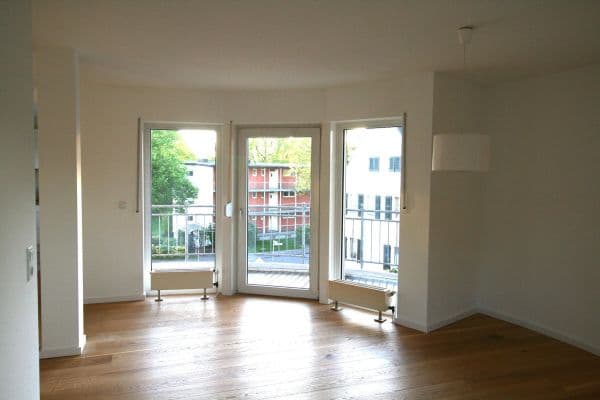 Pronájem bytu 2+1 71 m², Leverkusen-Wiesdorf Pronájem bytu 2+1 71 m², Leverkusen-Wiesdorf