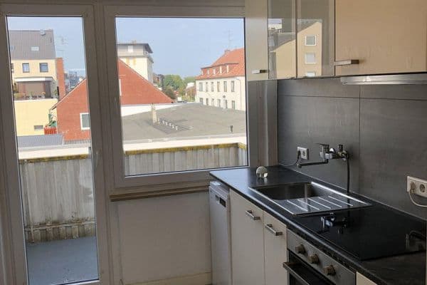 Pronájem bytu 3+1 76 m², Kanalstraße 5, Bremerhaven, Bremen Pronájem bytu 3+1 76 m², Kanalstraße 5, Bremerhaven, Bremen