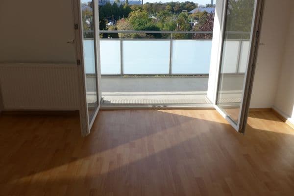 Pronájem bytu 1+kk 42 m², Düsseldorf, Severní Porýní-Vestfálsko Pronájem bytu 1+kk 42 m², Düsseldorf, Severní Porýní-Vestfálsko