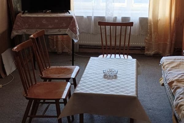 Pronájem bytu 2+1 60 m², Mezouň Pronájem bytu 2+1 60 m², Mezouň