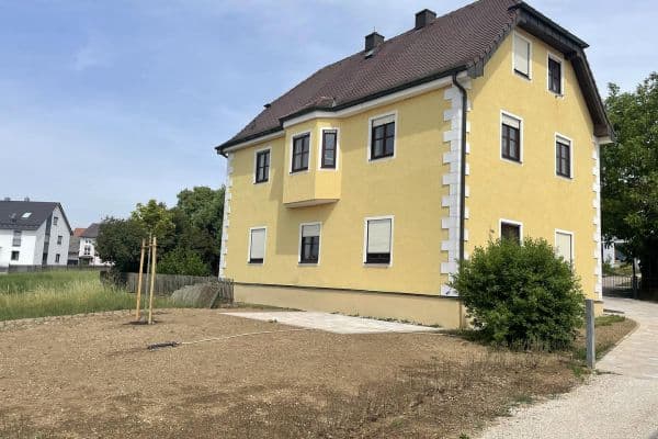 Pronájem bytu 4+kk 141 m², Regenstauf Pronájem bytu 4+kk 141 m², Regenstauf