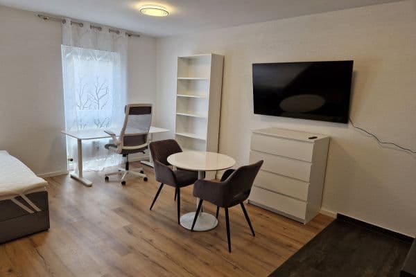 Pronájem bytu 1+1 34 m², Amselweg 11, Karlsruhe, Bádensko-Württembersko Pronájem bytu 1+1 34 m², Amselweg 11, Karlsruhe, Bádensko-Württembersko