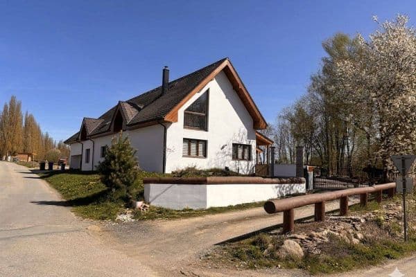 Pronájem chaty, chalupy, Chrbonín Pronájem chaty, chalupy, Chrbonín