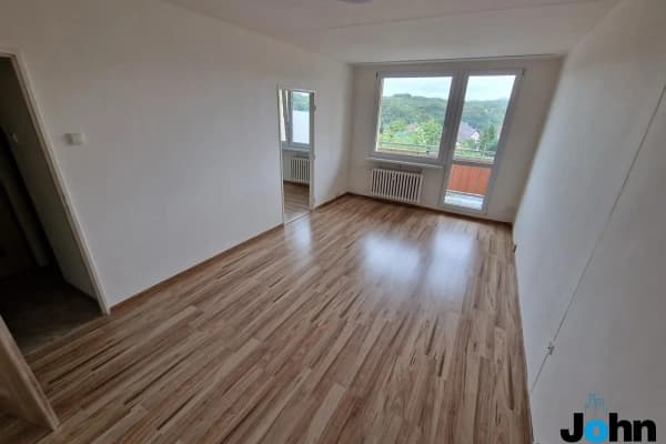 Prodej bytu 1+1 34 m², Bezejmenná, Bílina Prodej bytu 1+1 34 m², Bezejmenná, Bílina
