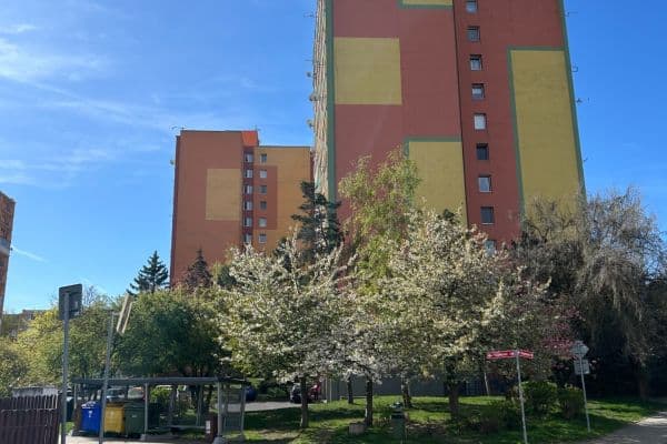 Prodej bytu 1+1 34 m², Bezejmenná, Bílina, Ústecký kraj Prodej bytu 1+1 34 m², Bezejmenná, Bílina, Ústecký kraj
