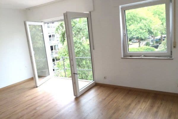 Pronájem bytu 3+1 105 m², Wilhelmstr. 66, Siegburg Pronájem bytu 3+1 105 m², Wilhelmstr. 66, Siegburg