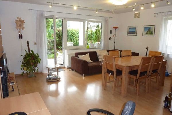 Pronájem bytu 2+1 65 m², Asperg Pronájem bytu 2+1 65 m², Asperg