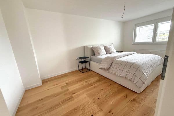 Pronájem bytu 3+kk 91 m², Esslingen am Neckar, Bádensko-Württembersko Pronájem bytu 3+kk 91 m², Esslingen am Neckar, Bádensko-Württembersko