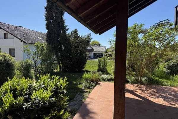 Pronájem bytu 5+1 159 m², Nordendtr 7, Geisenfeld, Bavorsko Pronájem bytu 5+1 159 m², Nordendtr 7, Geisenfeld, Bavorsko