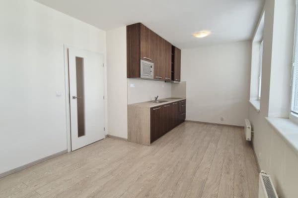 Pronájem bytu 1+kk 24 m², Markůvky, Brno Pronájem bytu 1+kk 24 m², Markůvky, Brno