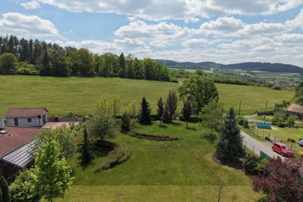 Prodej pozemku 1.101 m², Vilová, Nový Knín Prodej pozemku 1.101 m², Vilová, Nový Knín